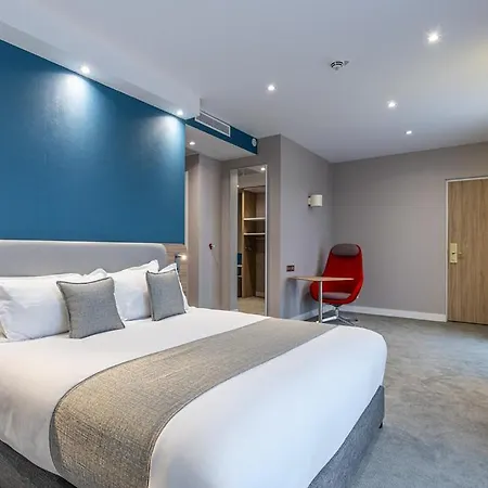 ホテル Express Ajaccio By Ihg アジャクシオ