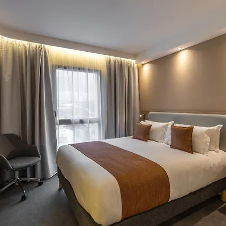 Express By Ihg Hotel 3*