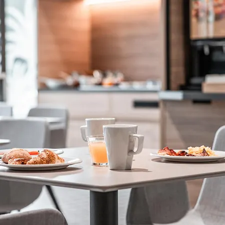 Express Ajaccio By Ihg 3* アジャクシオ