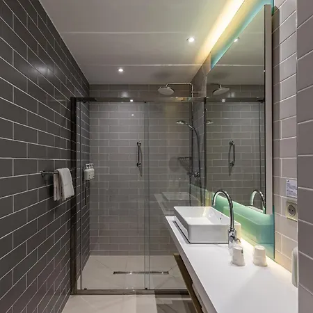 Hotel Express By Ihg 3*