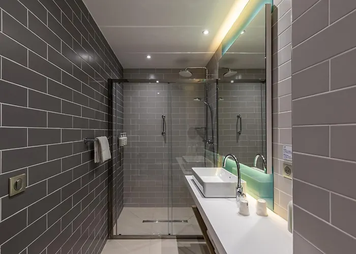 Hotel Express By Ihg 3*