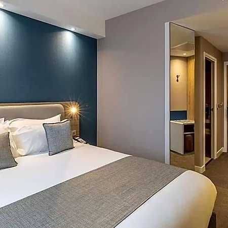 Express By Ihg Hotel 3*